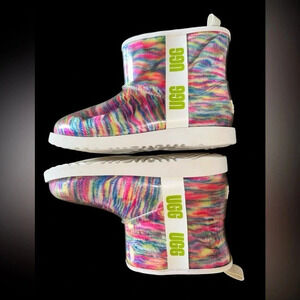 UGG CLASSIC CLEAR MINI PIXELATE MULTICOLOR WATERPROOF BOOTS SIZE 5